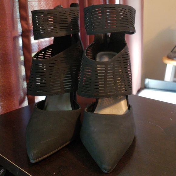 High heel - Picture 3 of 4